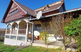 Casa renovabila cu 11508 mp teren, in Copaceni