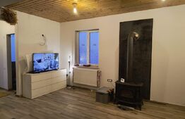 Casă familială cu vedere spre lac, 148 mp utili, 365 mp teren, Câmpenești 