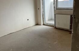 Apartament decomandat cu 3 camere, cu suprafata de 65,70 mp, parcare, zona Terra