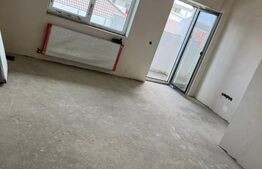 Apartament decomandat cu 3 camere, cu suprafata de 65,70 mp, parcare, zona Terra