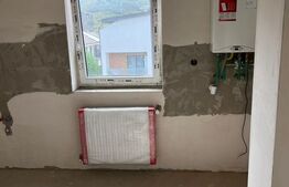 Apartament decomandat cu 3 camere, cu suprafata de 65,70 mp, parcare, zona Terra