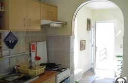 Casa de vanzare in Cluj In cartierul Gheorgheni zona linistita de case!