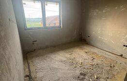 Casa moderna pe parter, semifinisata, teren 500 mp – Apahida