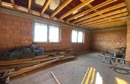 Casa moderna pe parter, semifinisata, teren 500 mp – Apahida