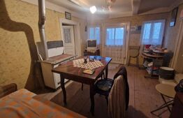 Casa batraneasca 15 minute de Brasov, 2 CAMERE 380 MP TEREN