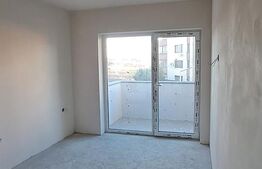 Apartament cu 2 camere, semifinisat, bloc nou, etaj 1/4, parcare, zona Porii