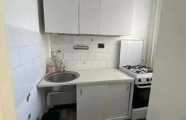 Garsoniera decomandata, balcon, zona Centrala