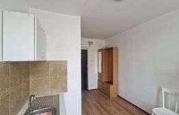 Camera de camin, cu baie in camera, 12 mp, zona Tractorul