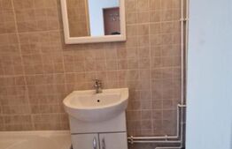 Camera de camin, cu baie in camera, 12 mp, zona Tractorul