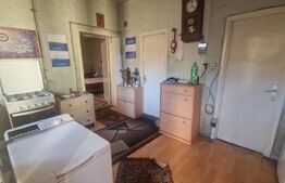 Casa de vanzare, 1360 mp teren, strada asfaltata, circulata, Centrul Vechi