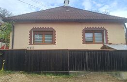 Casă de vânzare 3 camere + teren 471 mp, Săcele