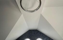 Vilă pentru pretențioși și teren 832mp la intrare în Dezmir!