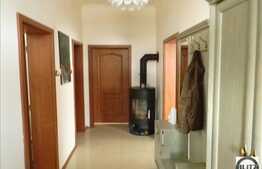 Casa demolabila in Grigorescu, 370 mp de teren