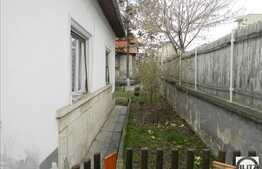 Casa demolabila in Grigorescu, 370 mp de teren