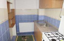 Apartament 1 camera, decomandat, in imobil tip casa, zona strazii Bucuresti