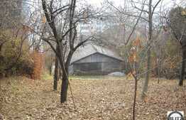 Casa demolabila cu 2330 mp de teren!!