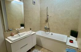 Vilă modernă de lux în zona Piața Cipariu – 3 camere, curte privată