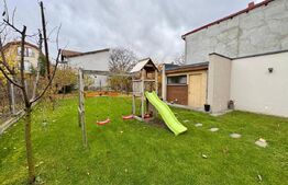 Vilă modernă de lux în zona Piața Cipariu – 3 camere, curte privată