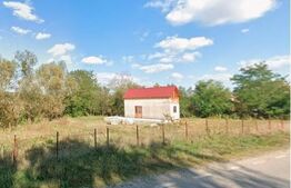 Teren intravilan 1300 mp, cu casa de lemn, Luna de Jos