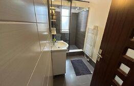 Apartament cu 2 camere 65 mp, zona UMF 
