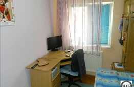 Apartament cu 3 camere de vanzare, decomandat, zona BIG