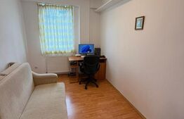 Apartament 3 camere, etaj intermediar, 60 mp, zona Cetatea Fetei 