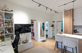 Comision 0% Gruia – două apartamente in casa, 70 mp, teren, parcare