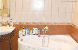 Casa de vanzare, 176 mp utili si teren 500 mp