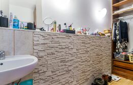 Casa individuala cu 3 apartamente, comision 0%, Intre Lacuri