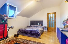 Casa individuala, 6 dormitoare, comision 0%, Intre Lacuri