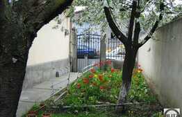 Casa de vanzare zona 7 Strazi, 450 mp teren si 82 mp utili