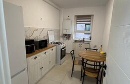 Vânzare/Schimb Apartament 3 camere, etaj intermediar, 72 mp în Tractorul