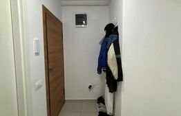 Vânzare/Schimb Apartament 3 camere, etaj intermediar, 72 mp în Tractorul