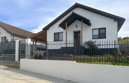 Casă individuală pe un nivel, cu garaj, zona Sannicoara