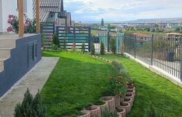 Casă individuală pe un nivel, cu garaj, zona Sannicoara