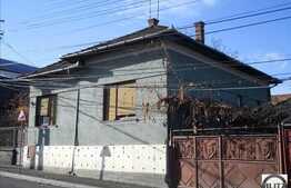 Casa demolabila in Gruia!