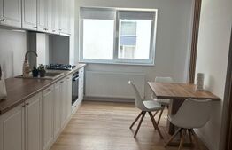 Apartament cu 3 camere, 89 mp utili, parcare, zona Stejarului