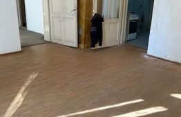 Apartament 3 camere, 100 mp, clădire istorică  zonă centrală