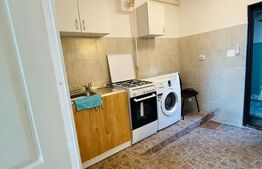 Cameră de cămin renovată complet – cu baie proprie, bucatarie si centrala !