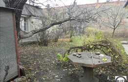 Casa 115 mp, cu teren aferent de 418 mp si front de 12 ml, zona Gruia!