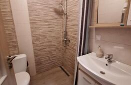 Apartament 3 camere, 2 bai, parcare, zona Terra