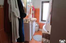 Vanzare casa individuala, 110 mp, 210 mp teren, zona de case si vile