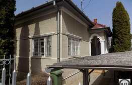 De vanzare casa cuplata, 98 mp, teren 400 mp, zona linistita de case!