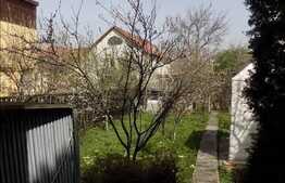 De vanzare casa cuplata, 98 mp, teren 400 mp, zona linistita de case!