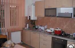 Un Imobil Potrivit Pentru Locuit Sau Sediu De Firma !