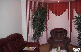 Un Imobil Potrivit Pentru Locuit Sau Sediu De Firma !