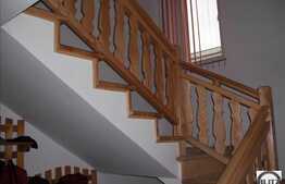 Un Imobil Potrivit Pentru Locuit Sau Sediu De Firma !