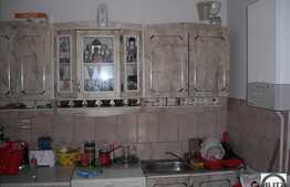 Casa solida in Cartierul Intre Lacuri.