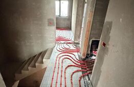 Casă modernă, cu 3 dormitoare și teren de 220 mp – 155.000 € negociabil