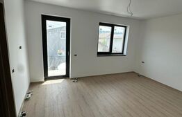 Casă nouă cu 3 dormitoare, 2 băi și teren de 220 mp